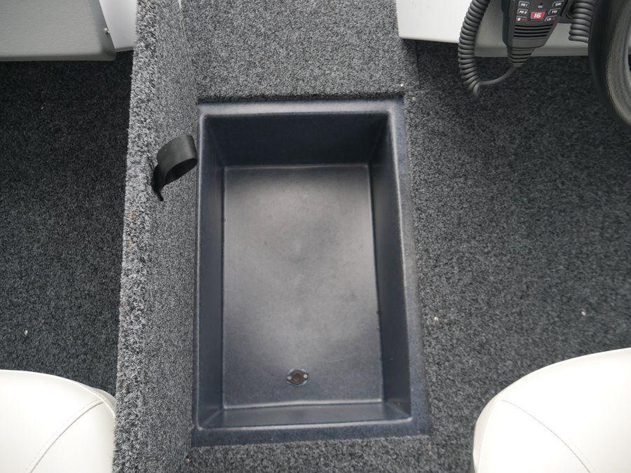 Quintrex 520 Cruiseabout Bow Rider (#62254) Quintrex 520 Cruiseabout Bow Rider (#62254)
