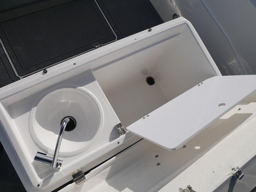 Compass 190SF Sports Fisher Centre Console Compass 190SF Sports Fisher Centre Console
