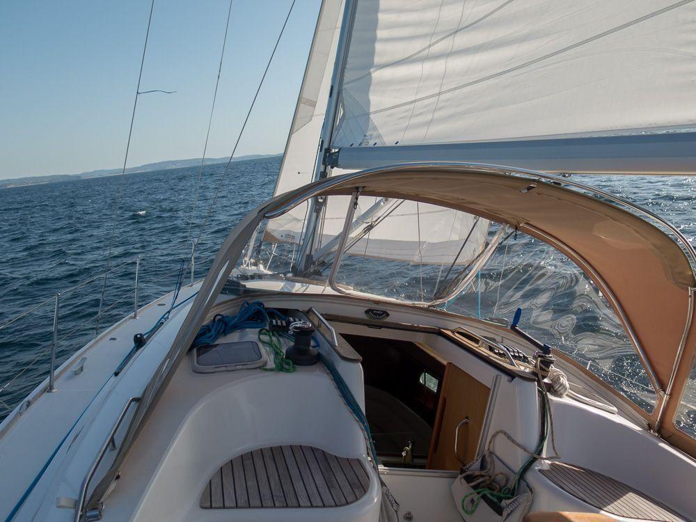 Jeanneau 42 Deck Saloon 
