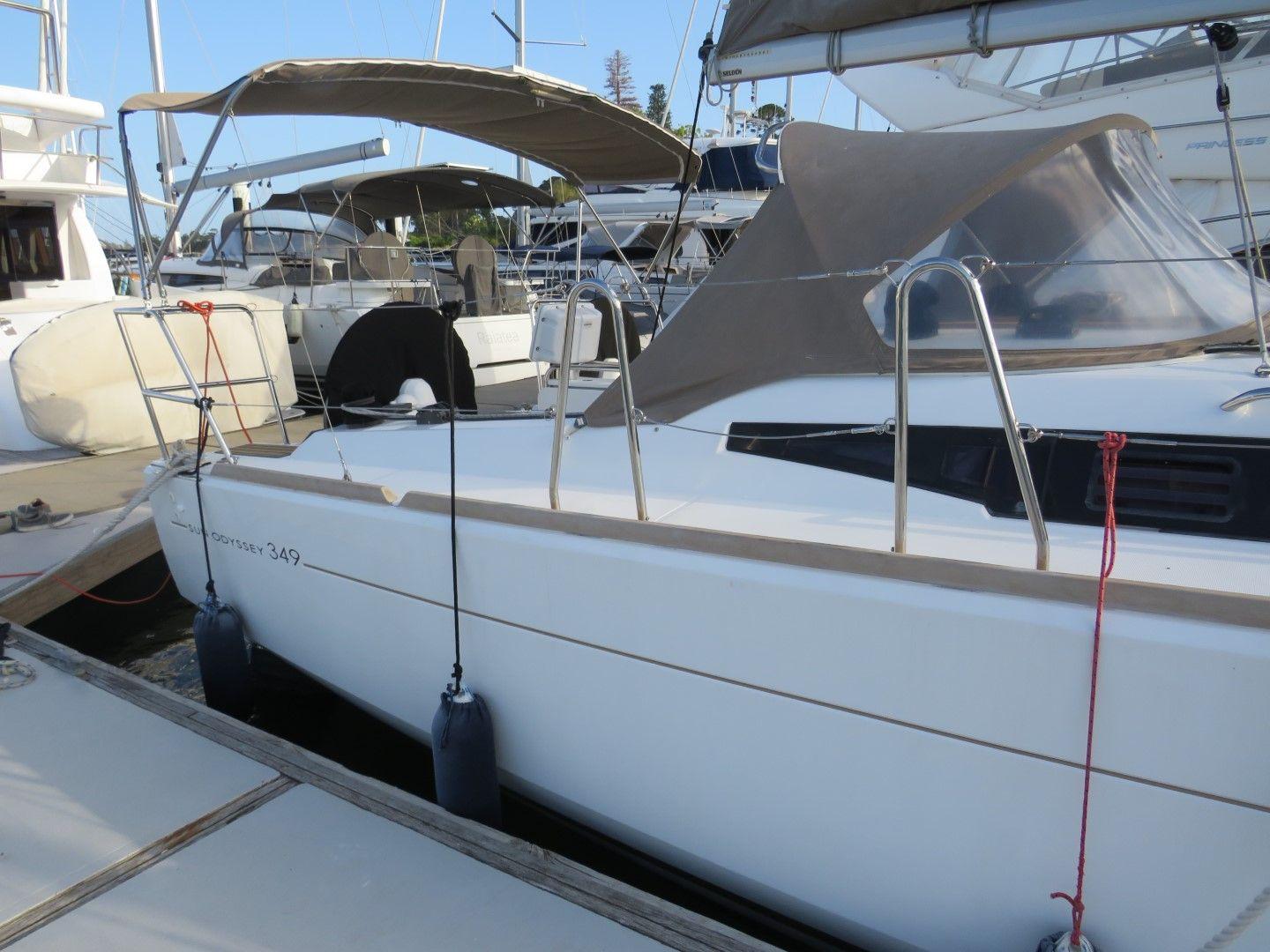 2017 Sun Odyssey 349