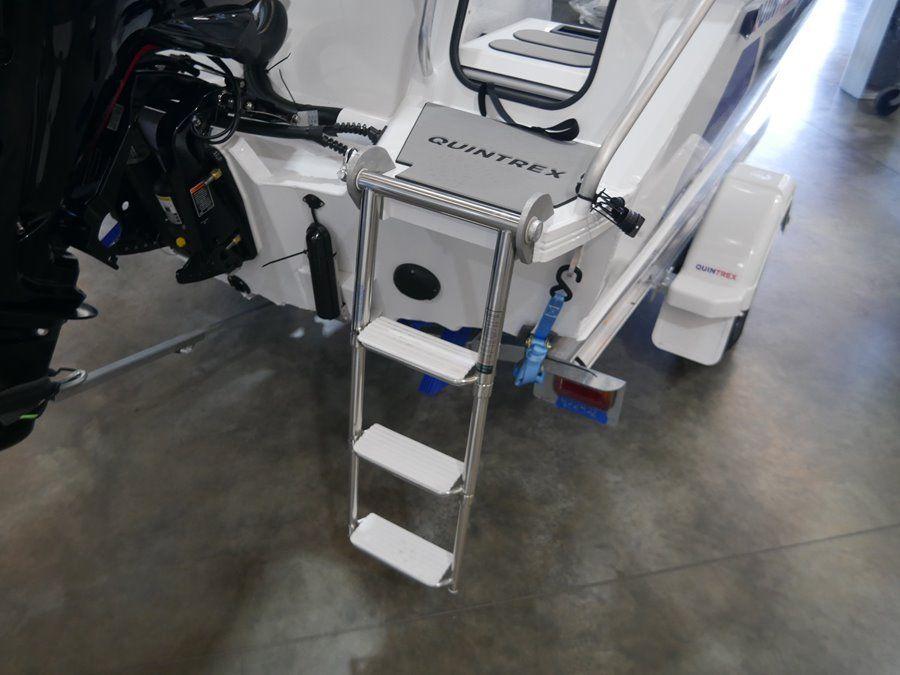 Quintrex 520 Cruiseabout Bow Rider (#62254) Quintrex 520 Cruiseabout Bow Rider (#62254)