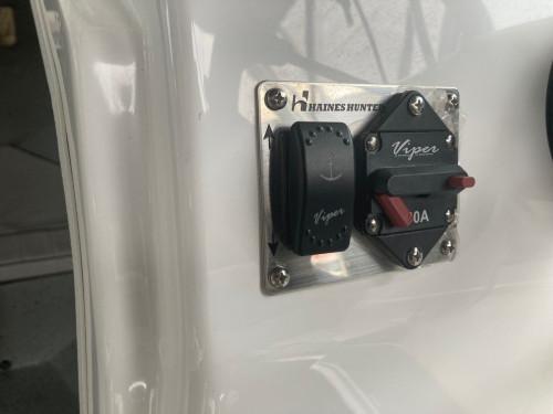 Carousel 3 of Haines Hunter 565 Offshore + Yamaha F150hp 4-Stroke - PACK 3 FOR SALE