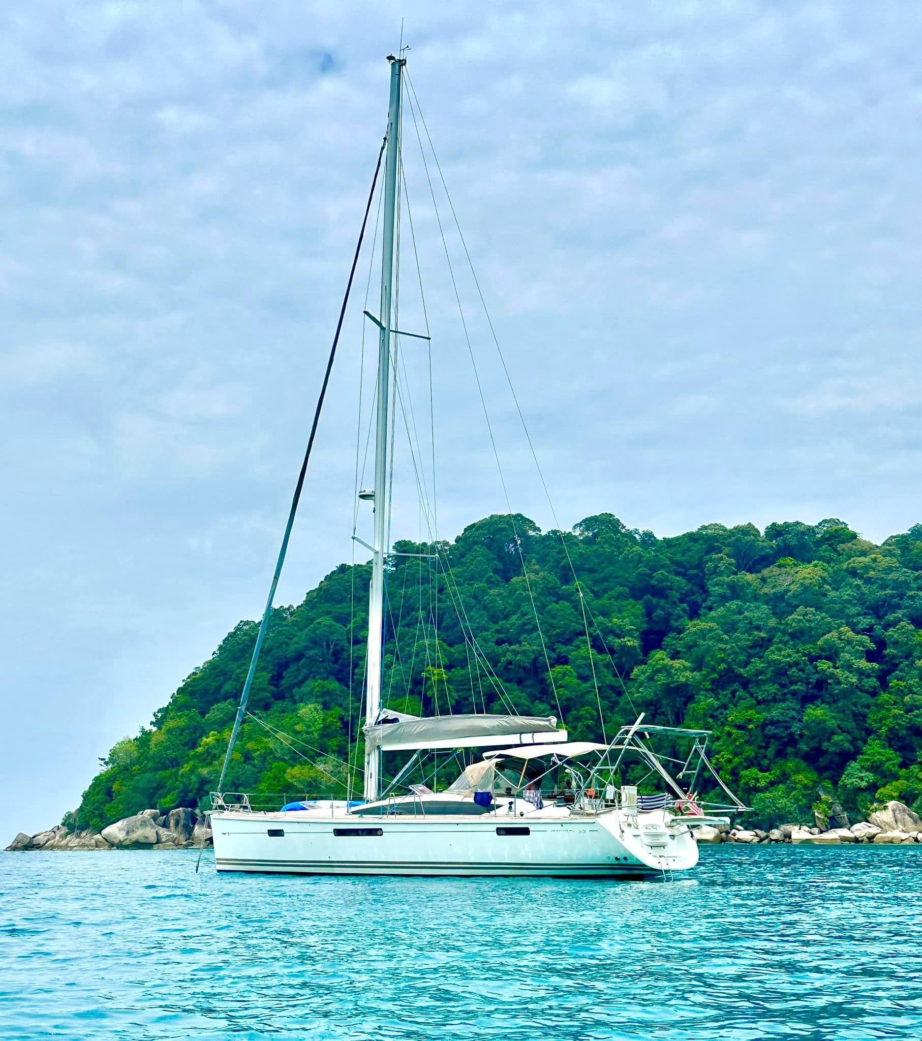 2010 Jeanneau 53