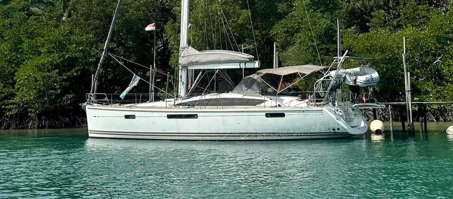 2010 Jeanneau 53