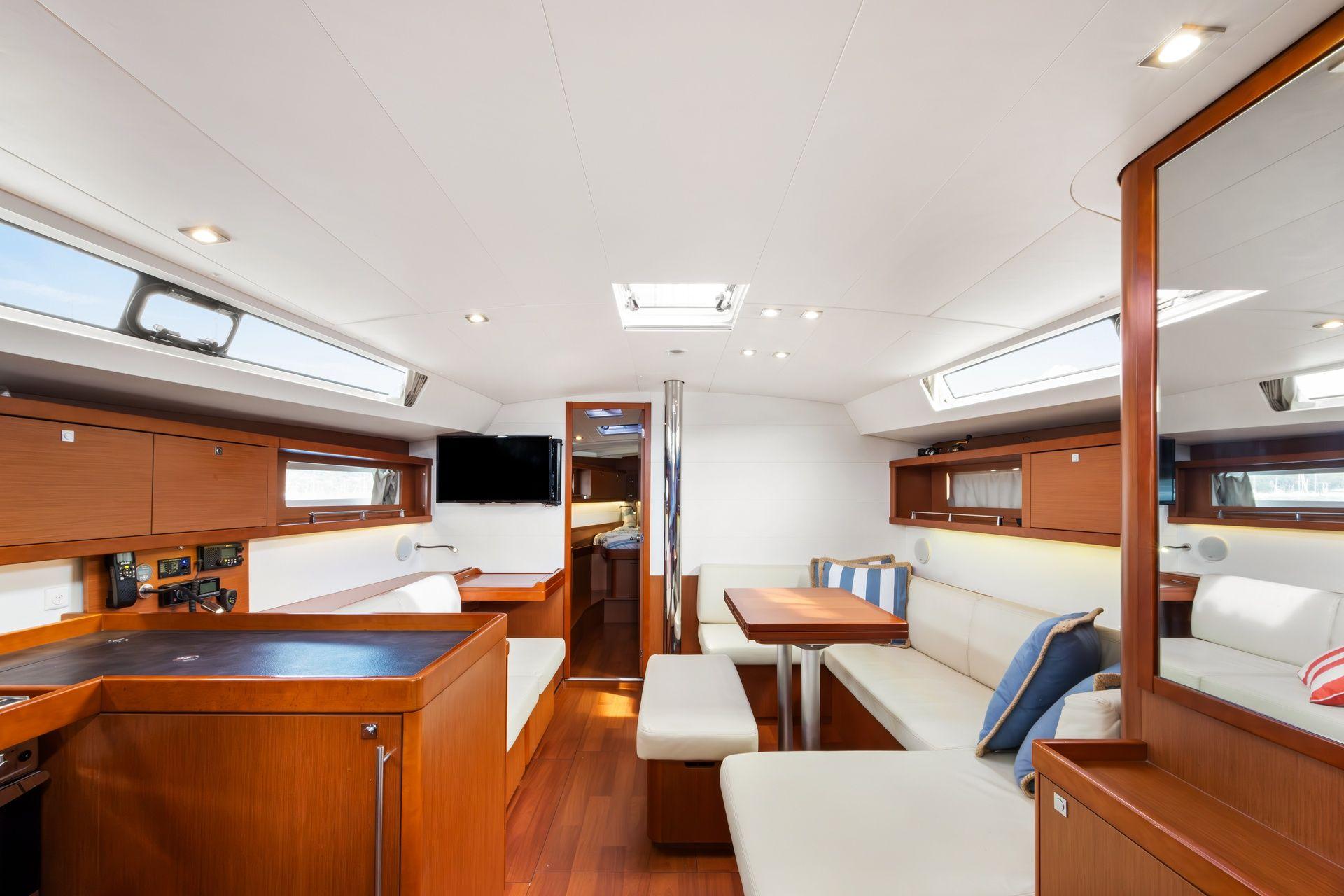 2016 Beneteau Oceanis 45
