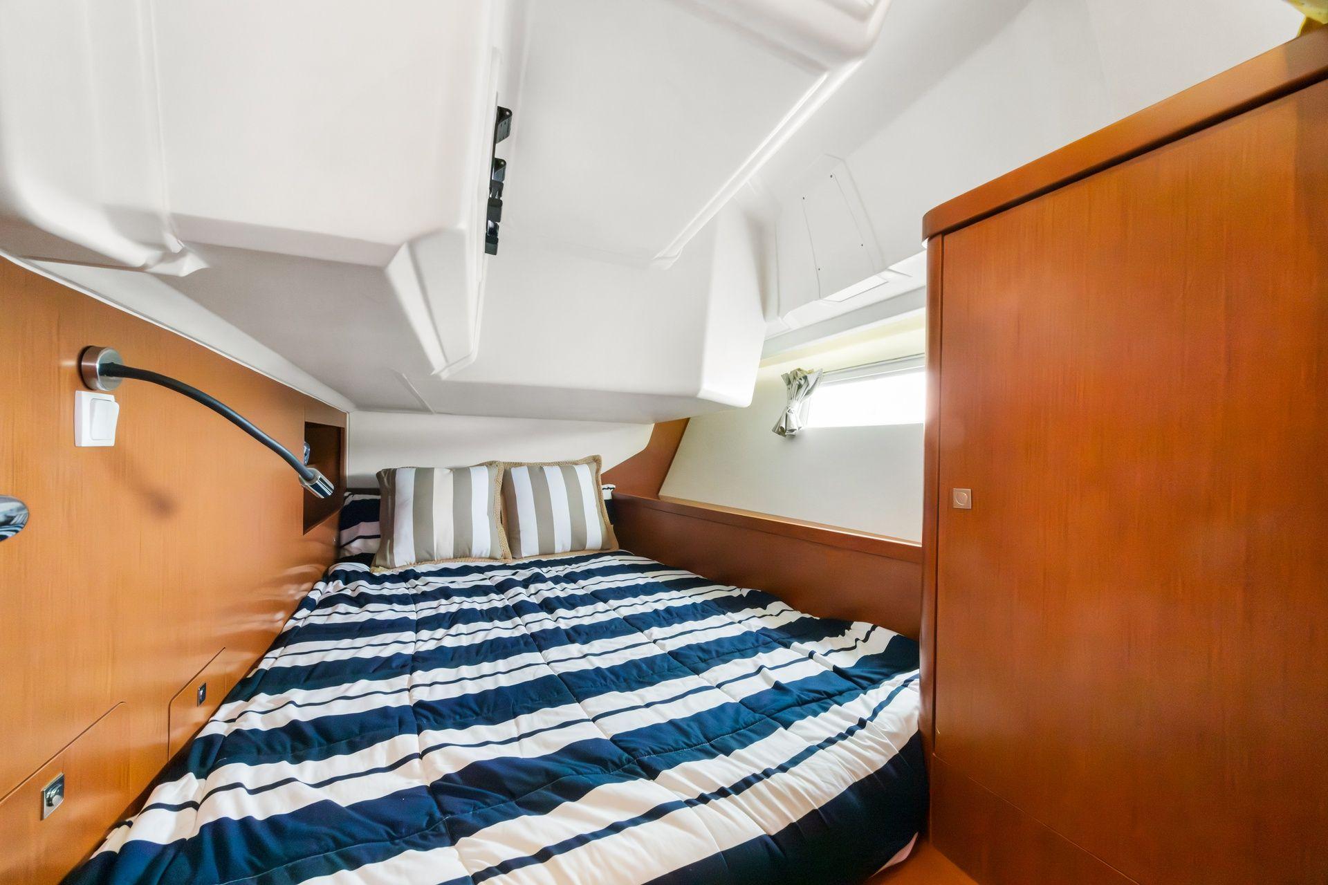 2016 Beneteau Oceanis 45