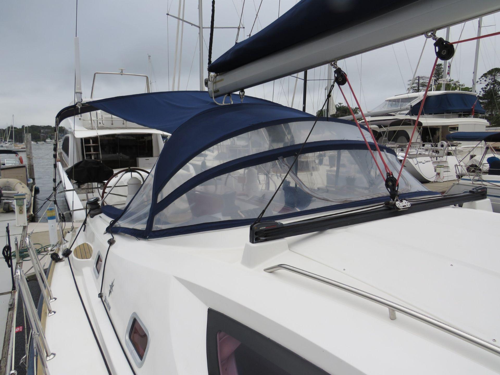 2009 Jeanneau Sun Odyssey 42 Deck Saloon