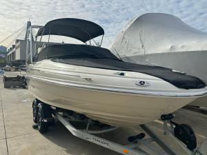 2005 Sea Ray 200 Sundeck