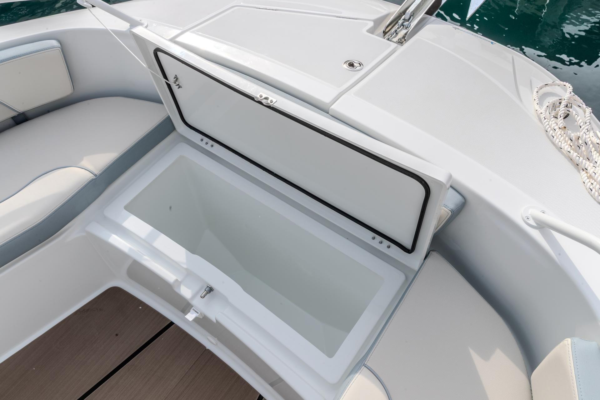 Jeanneau Cap Camarat 9.0 CC Series 2