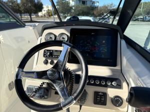 Boston Whaler 230 Vantage
