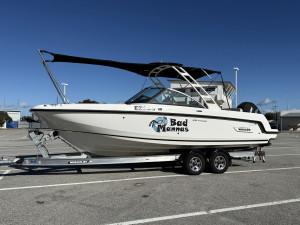 Boston Whaler 230 Vantage