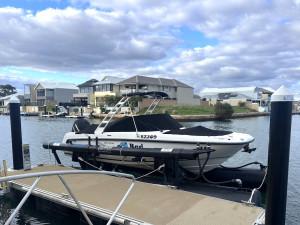 Boston Whaler 230 Vantage