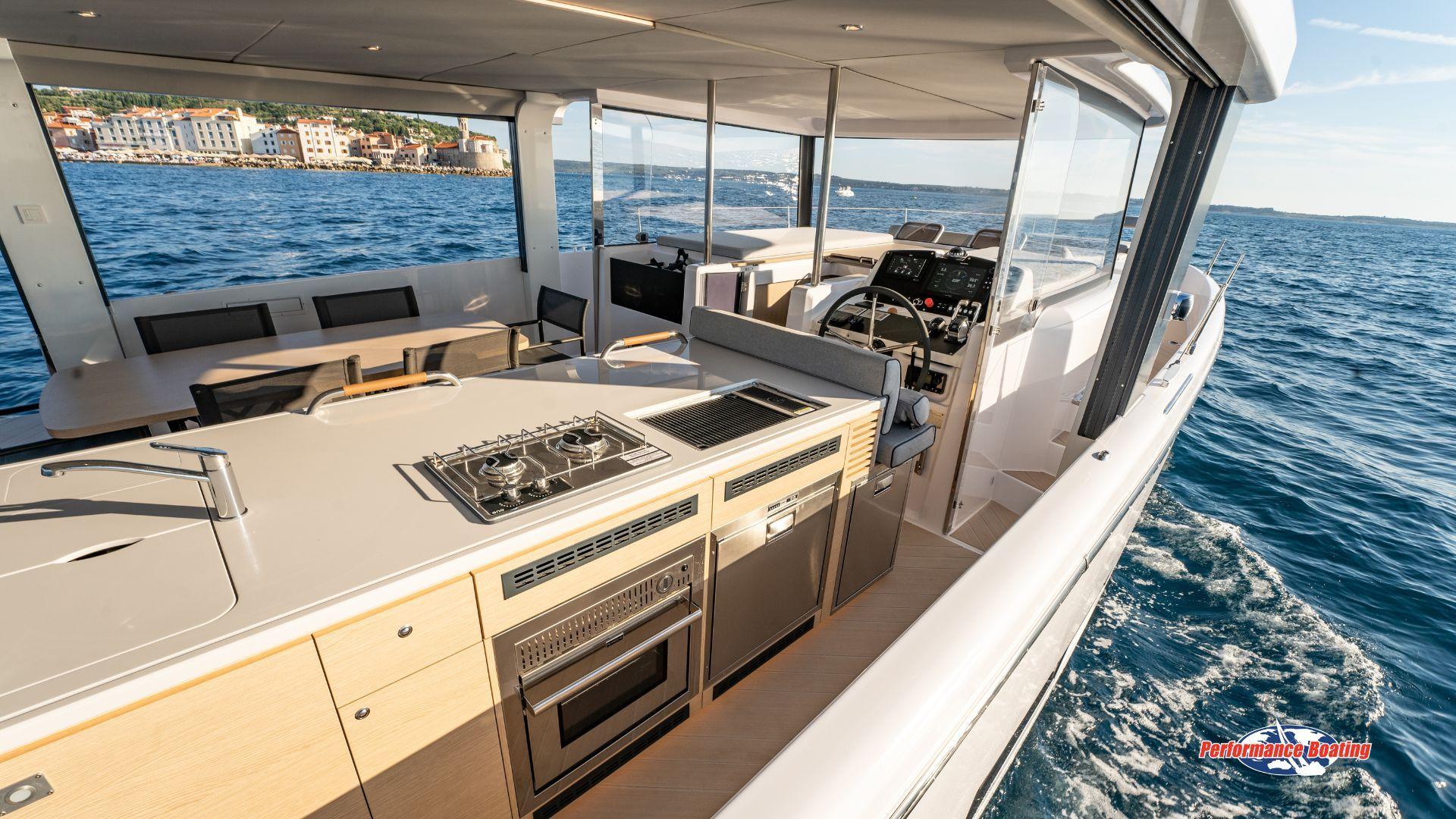 Jeanneau Sea Loft 380