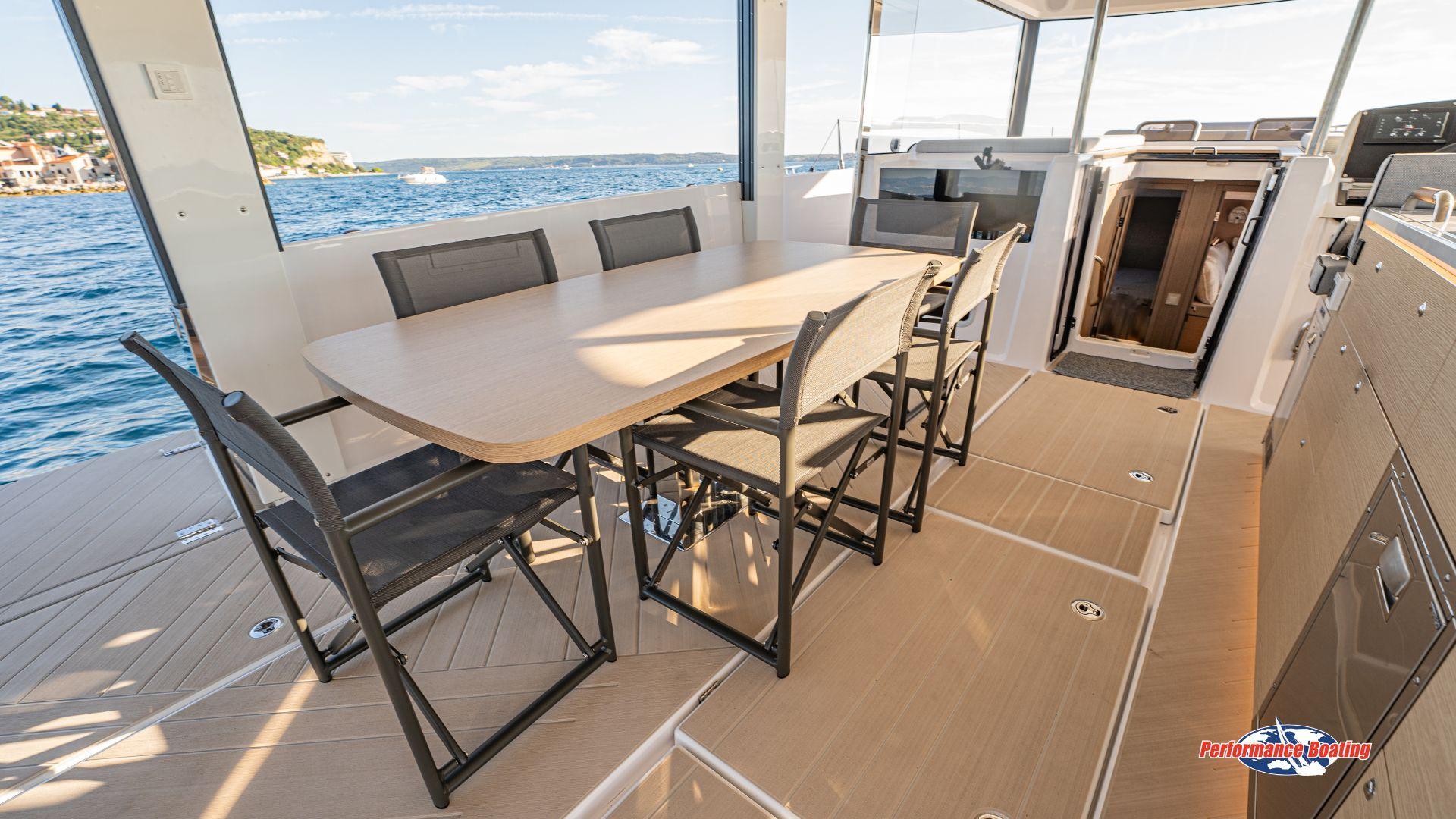Jeanneau Sea Loft 380