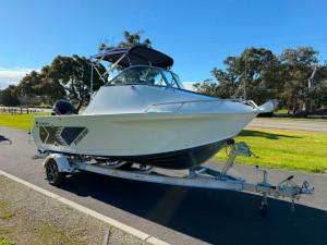 Quintrex 520 Ocean Spirit - 2026 Model (NEW B65588)