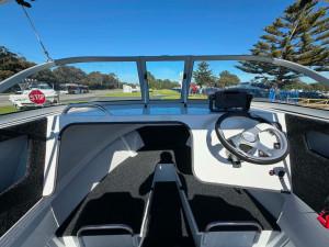 Quintrex 520 Ocean Spirit - 2026 Model (NEW B65588)