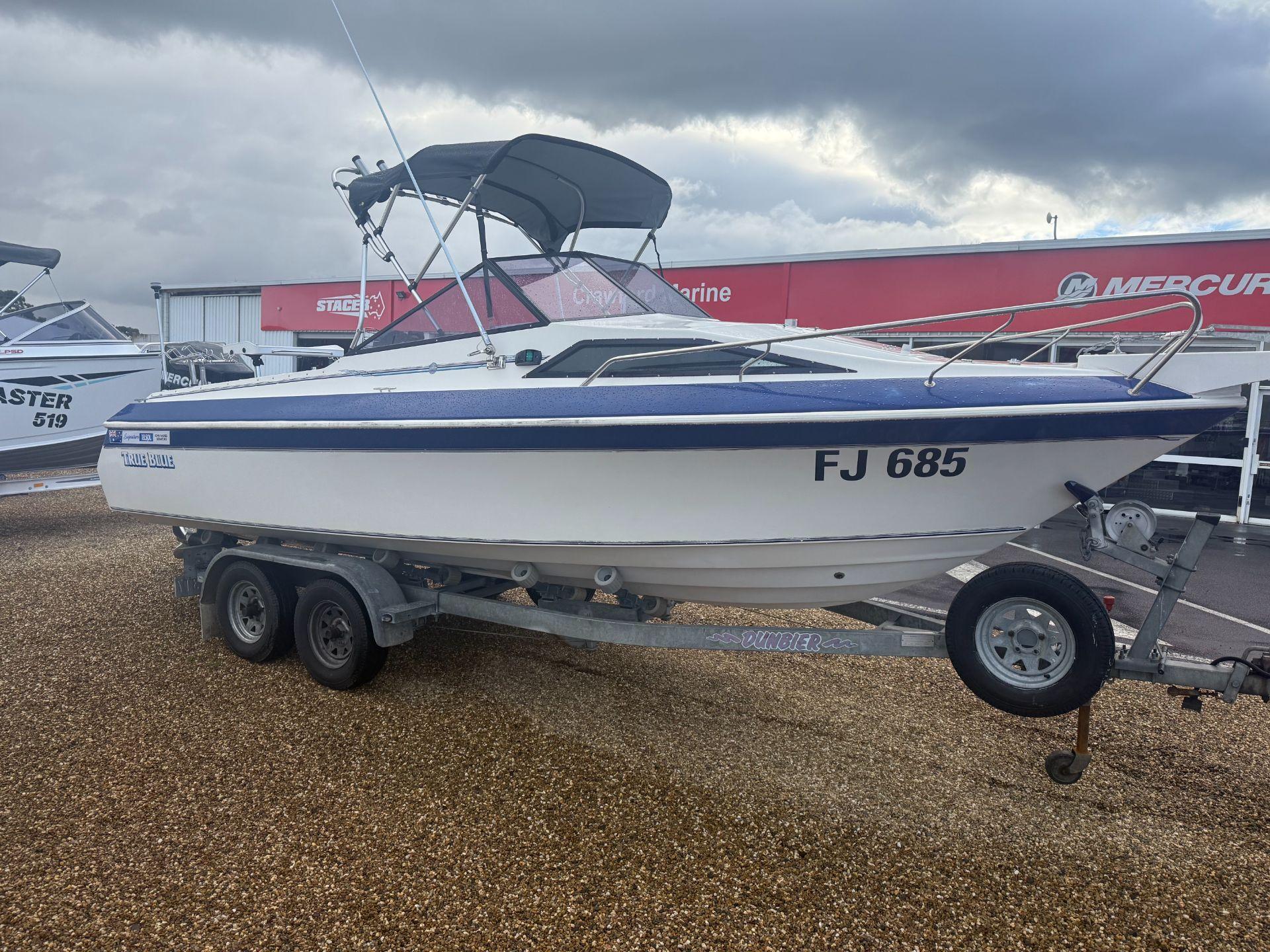 HAINES SIGNATURE 1850L CUDDY CABIN