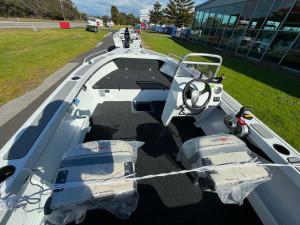 Quintrex 490 Renegade SC - 2026 Model (NEW B65465)