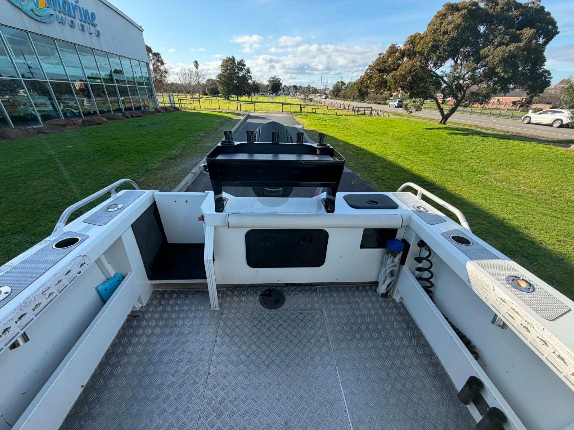 Yellowfin 6200 Soft Top Cabin - 2021 Model ( CON B) Yellowfin 6200 Soft Top Cabin - 2021 Model ( CON B)