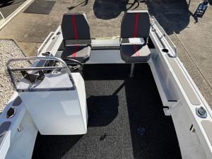 Stacer 429 Outlaw Side Console