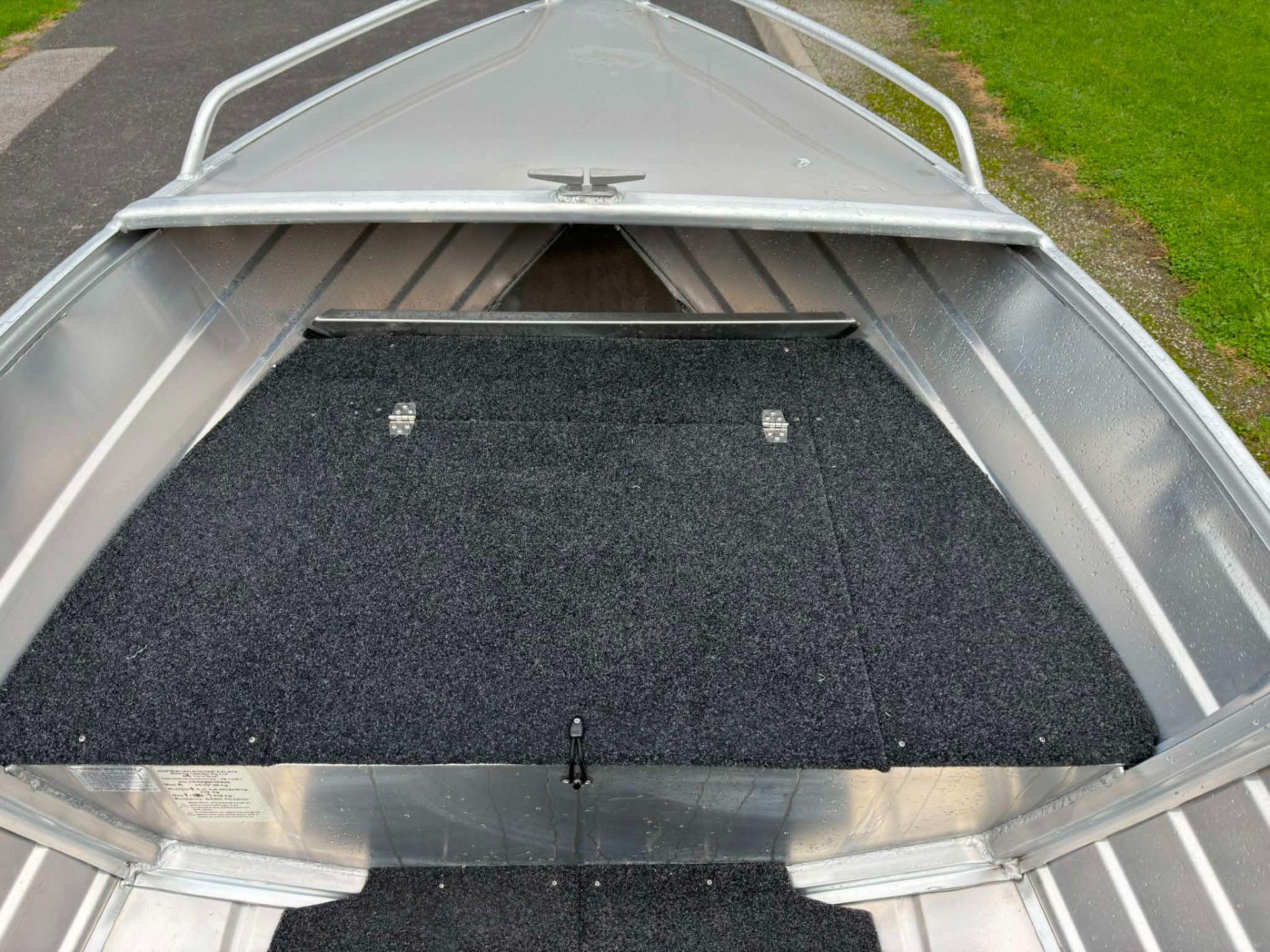 Quintrex 400 Dart L/S - 2026 Model ( NEW B65641) Quintrex 400 Dart L/S - 2026 Model ( NEW B65641)