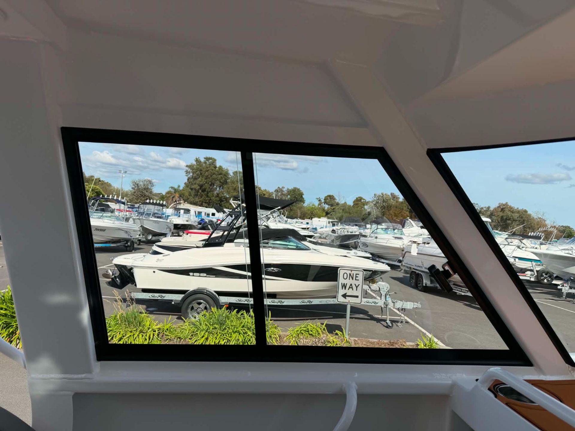 Bluewater King 625HT by Gospel - 2026 Model ( CON B65663) Bluewater King 625HT by Gospel - 2026 Model ( CON B65663)