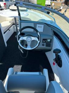 Quintrex 520 Cruiseabout