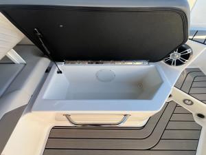 2026 SEA RAY SDX270 OB
