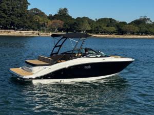 2026 SEA RAY SPX210 STERN DRIVE