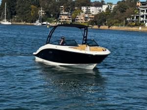 2026 SEA RAY SPX210 STERN DRIVE