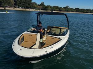 2026 SEA RAY SPX210 STERN DRIVE