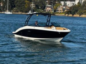 2026 SEA RAY SPX210 STERN DRIVE