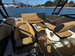 2026 SEA RAY SPX210 STERN DRIVE