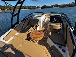 2026 SEA RAY SPX210 STERN DRIVE