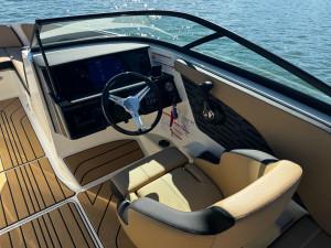 2026 SEA RAY SPX210 STERN DRIVE