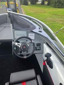 539 Wildrider SE Stacer, 115hp Mercury four stroke Pro XS & 1595kg drive on alloy trailer