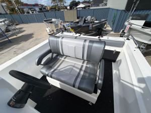 Polycraft 530 Warrior Centre Console + Yamaha 115HP - I'M SOLD!