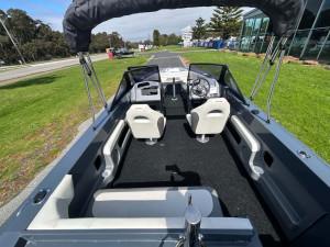 Quintrex 590 Freestyler (NEW B65773)