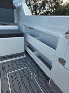 700HT Northbank, 300hp Mercury Verado four stroke & Easytow alloy drive on trailer