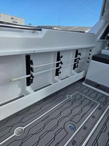 700HT Northbank, 300hp Mercury Verado four stroke & Easytow alloy drive on trailer