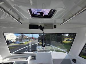700HT Northbank, 300hp Mercury Verado four stroke & Easytow alloy drive on trailer