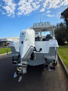 700HT Northbank, 300hp Mercury Verado four stroke & Easytow alloy drive on trailer