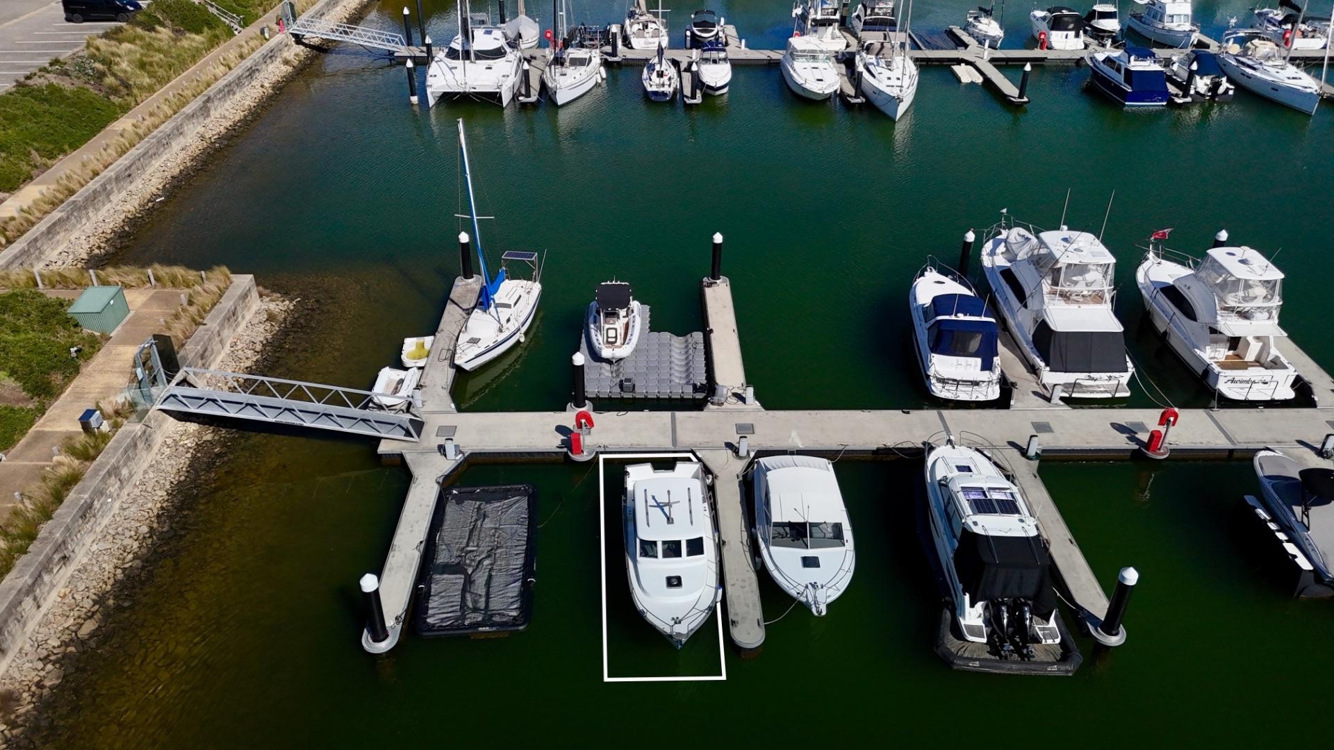Prime Position 12m Freehold Berth - B5203