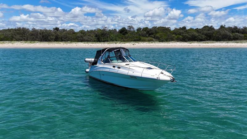 Carousel 3 of 2006 SeaRay 355 Sundancer