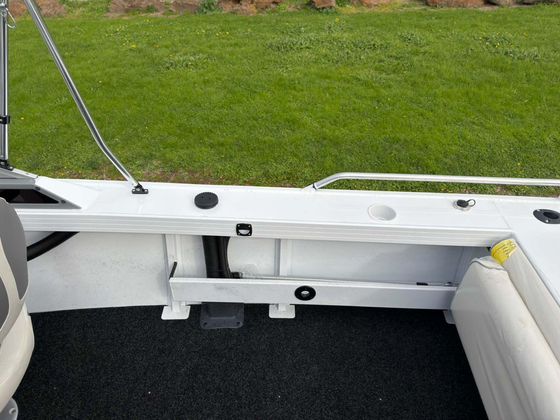 Quintrex 481 Fishabout (NEW B65733) Quintrex 481 Fishabout (NEW B65733)