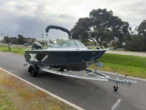 Quintrex 481 Fishabout (NEW B65733)