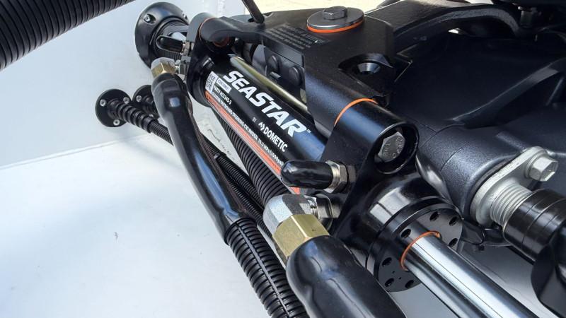 QUINTREX 460 RENEGADE PRO SIDE CONSOLE POWERED BY A YAMAHA F75LB OUTBOARD ON A QUINTREX ALUMINIUM 1100 I-BEAM TRAILER - 388934