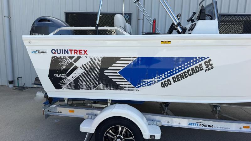 QUINTREX 460 RENEGADE PRO SIDE CONSOLE POWERED BY A YAMAHA F75LB OUTBOARD ON A QUINTREX ALUMINIUM 1100 I-BEAM TRAILER - 388934
