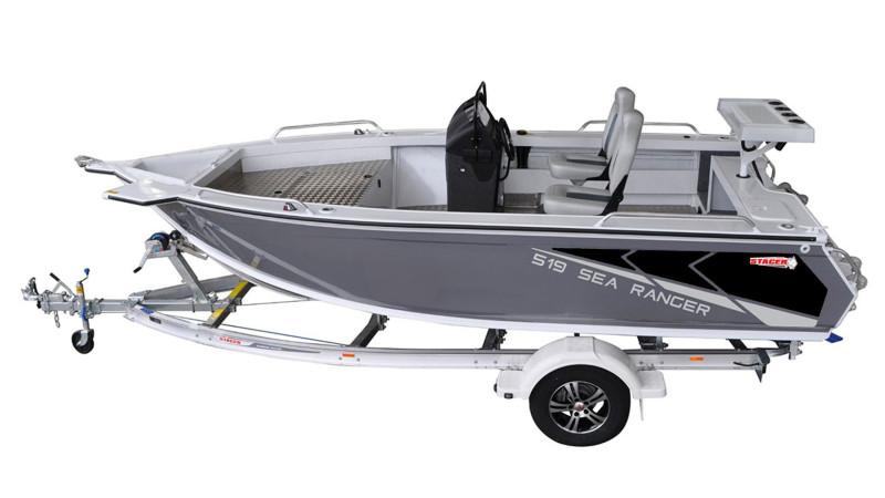 Carousel 1 of Stacer Sea Ranger 519 Centre Console