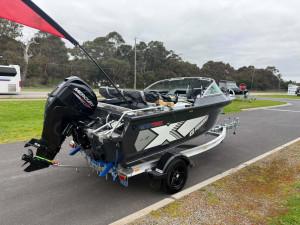 Quintrex 430 Fishabout (NEW B65637)
